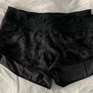 Lululemon camo speed up shorts
